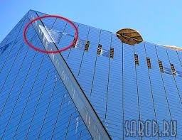 В Нью-Йорке чистка крыши крупнейшего небоскреба от льда привела к транспортному коллапсу
